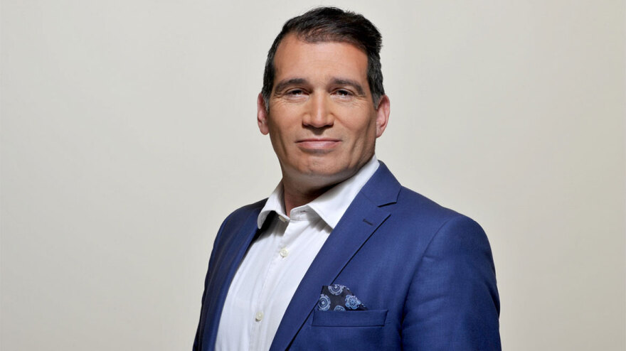 Αυτά είναι τα 13 νέα ονόματα υποψηφίων ευρωβουλευτών του κόμματος του Λοβέρδου