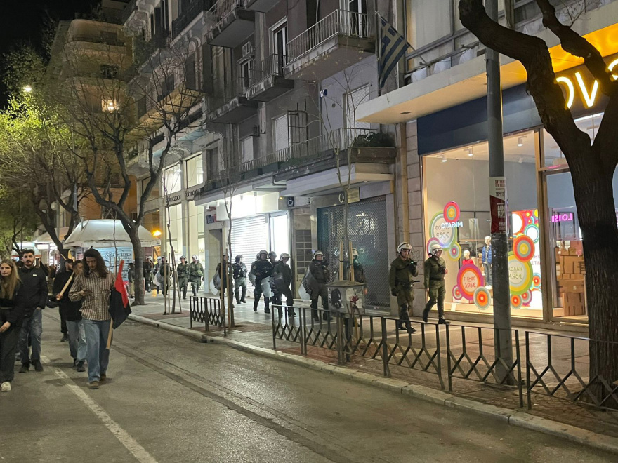 Άγιοι Ανάργυροι: Συγκεντρώσεις διαμαρτυρίας σε Αθήνα και Θεσσαλονίκη για τη δολοφονία της 28χρονης Κυριακής  - «Ήταν μια από εμάς»