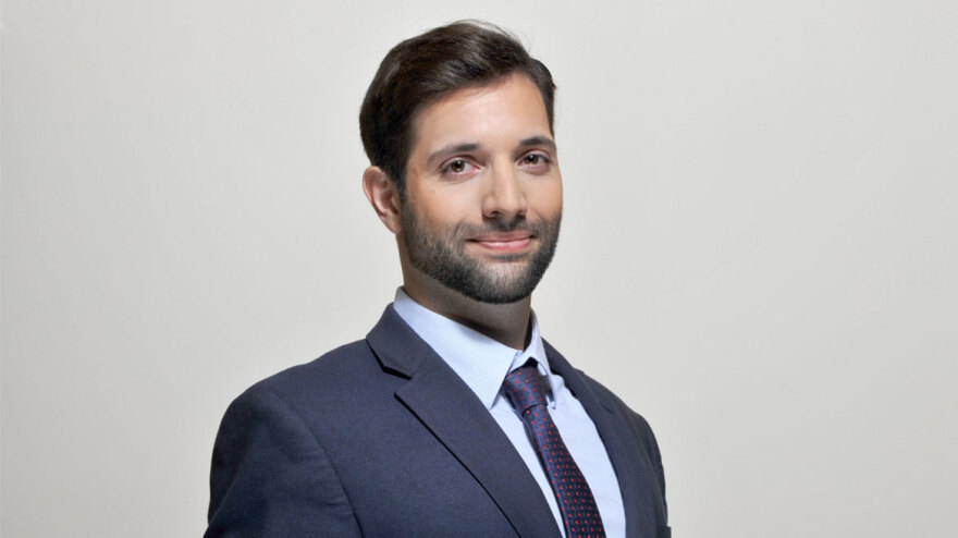 Αυτά είναι τα 13 νέα ονόματα υποψηφίων ευρωβουλευτών του κόμματος του Λοβέρδου