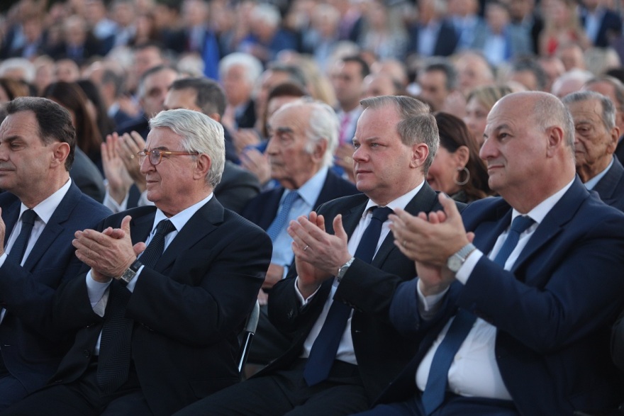 ΝΔ: Το βίντεο για τα 50 χρόνια - Από τον Κωνσταντίνο Καραμανλή στον Κυριάκο Μητσοτάκη 