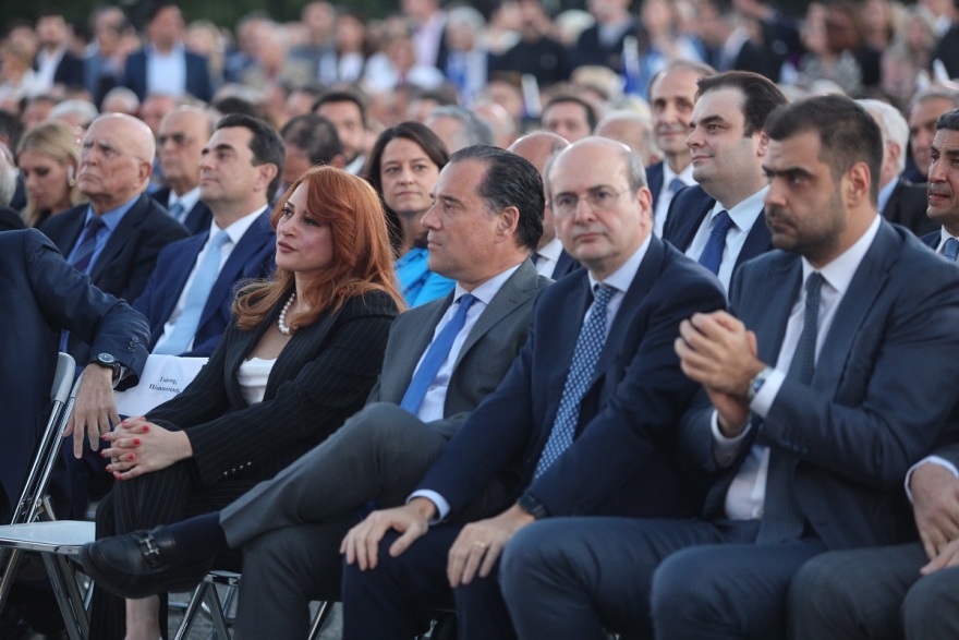 ΝΔ: Το βίντεο για τα 50 χρόνια - Από τον Κωνσταντίνο Καραμανλή στον Κυριάκο Μητσοτάκη 