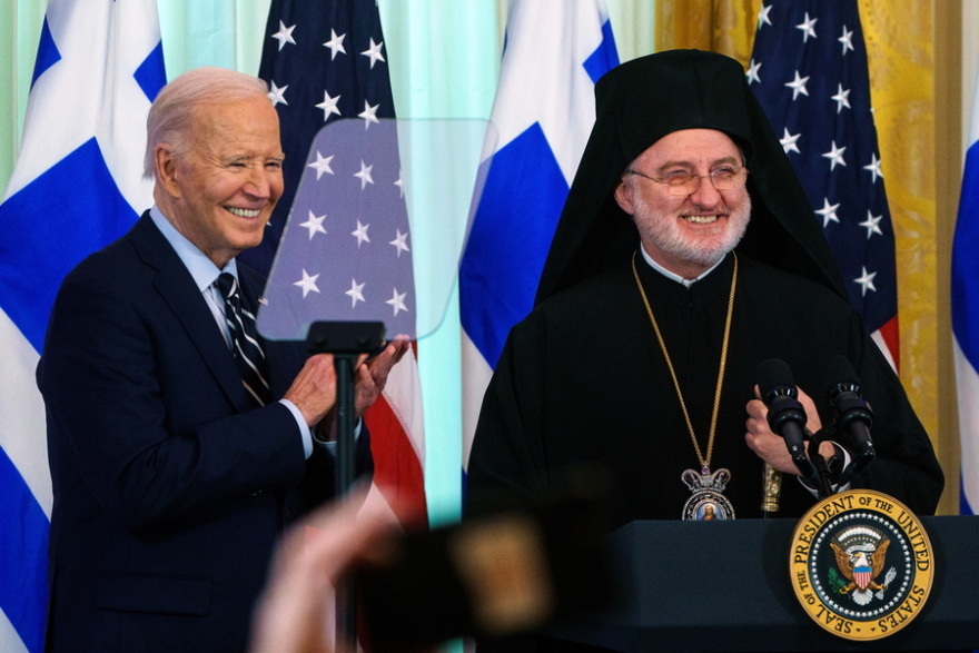 Λευκός Οίκος: Ο Μπαϊντενόπουλος και ο ικαριώτικος από την μπάντα των Ενόπλων Δυνάμεων των ΗΠΑ 