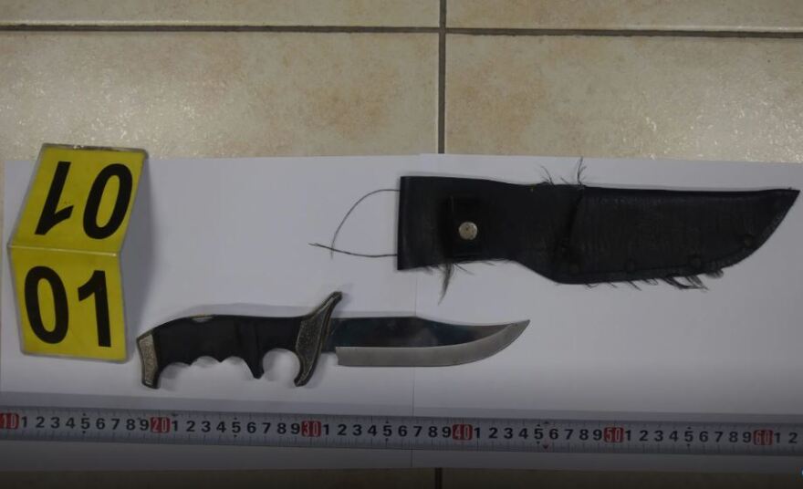 Πάτρα: Συνελήφθησαν δύο αρχαιοκάπηλοι - Κατασχέθηκαν μαχαίρια, σπαθιά και γκλοπ