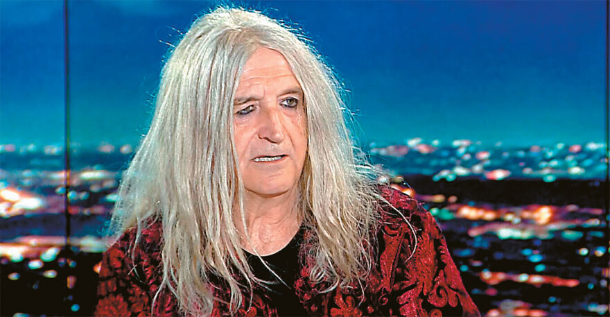 Ο Καρβέλας... φιλόσοφος για δυνατούς λύτες - 12 χρόνια έγραφε τη Νοοσοφία 