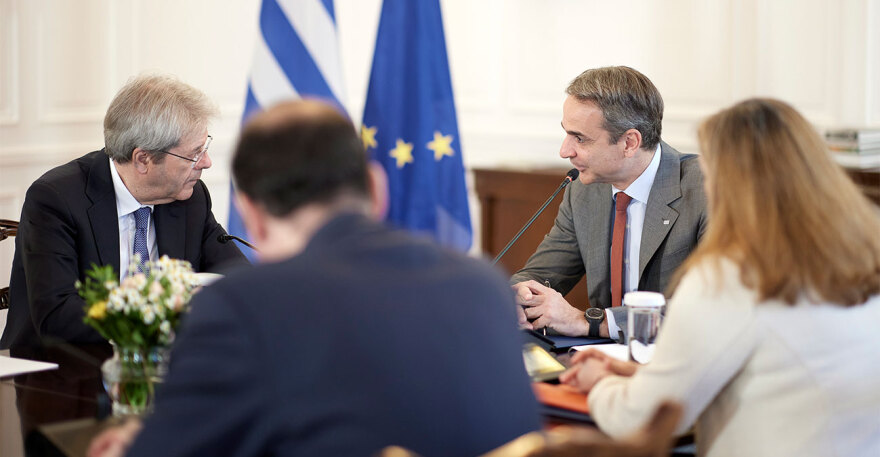 Εύσημα Τζεντιλόνι για την ελληνική οικονομία - Μητσοτάκης: Συνεχίζουμε τις μεταρρυθμίσεις με μεγάλη ταχύτητα