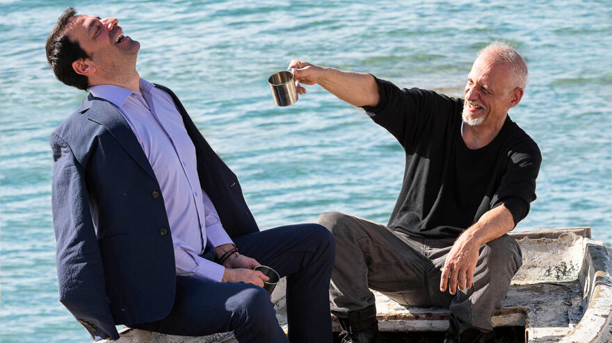 Φωτιά και Νερό στο Θέατρο Μικρό Γκλόρια 