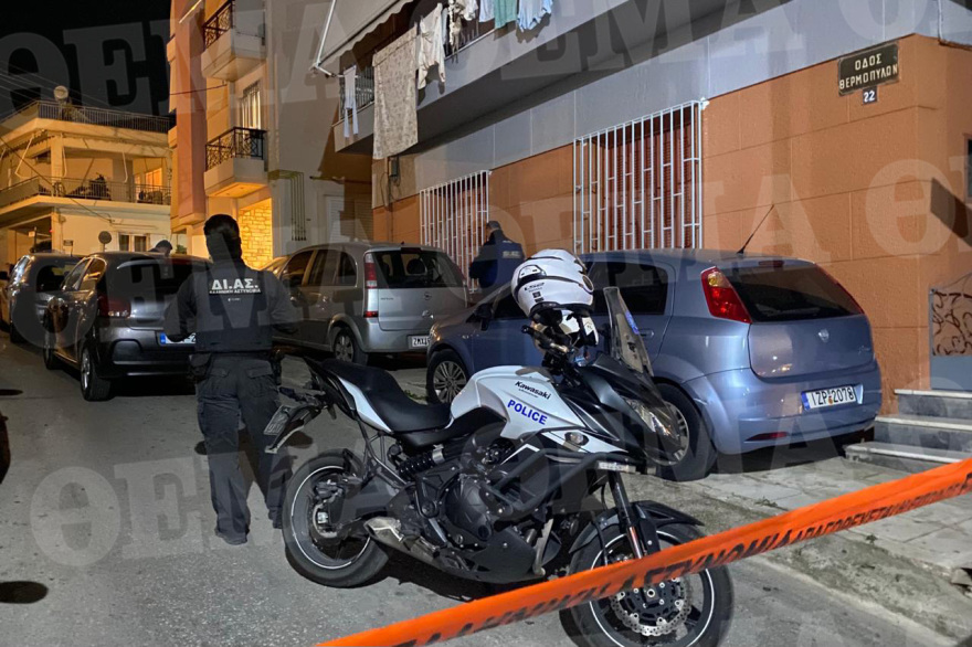Ηλιούπολη: Άγριο έγκλημα - Μητέρα και γιος νεκροί από πυροβολισμούς σε διαμέρισμα