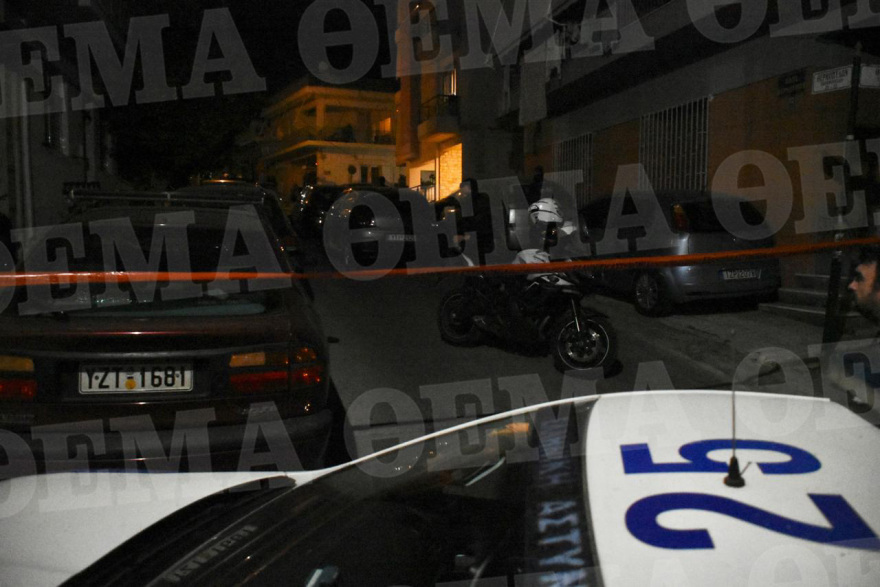 Ηλιούπολη: Άγριο έγκλημα - Μητέρα και γιος νεκροί από πυροβολισμούς σε διαμέρισμα