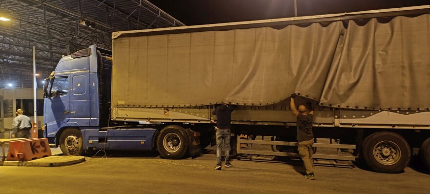 Ηγουμενίτσα: Συνελήφθη άνδρας που είχε στο φορτηγό του 225 κιλά κάνναβη αξίας 2 εκατ. ευρώ