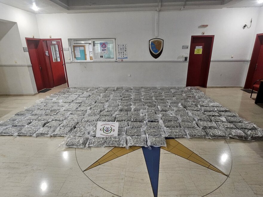 Ηγουμενίτσα: Συνελήφθη άνδρας που είχε στο φορτηγό του 225 κιλά κάνναβη αξίας 2 εκατ. ευρώ