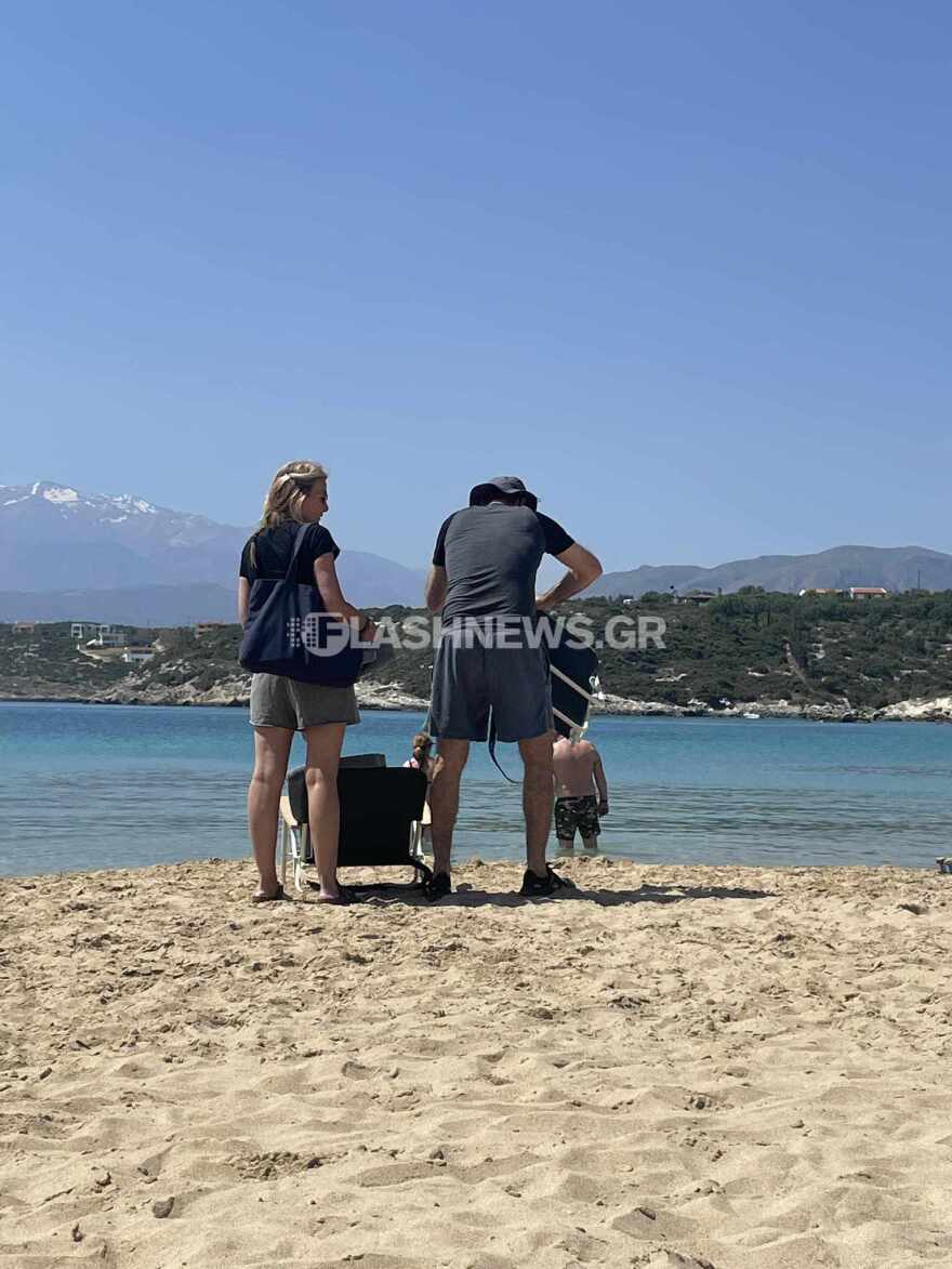 Χανιά: Στο Μαράθι για μια ανοιξιάτικη βουτιά ο Κυριάκος Μητσοτάκης - Φωτογραφίες