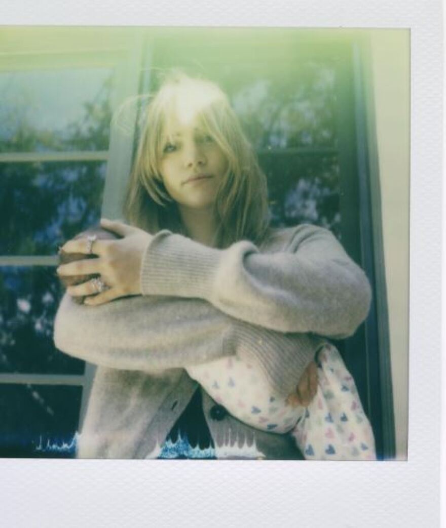 Σούκι Γουότερχαουζ: Αποκάλυψε στο Coachella το φύλο του παιδιού της με τον Ρόμπερτ Πάτινσον