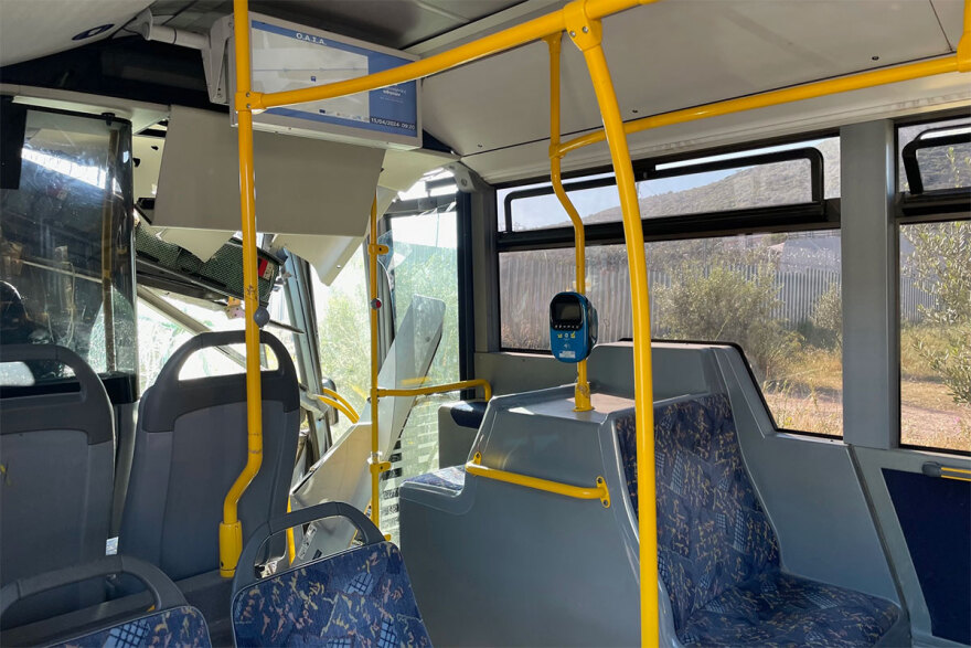 Λεωφορείο του ΟΑΣΑ έπεσε σε κολώνα στα Λιόσια - Πέντε τραυματίες