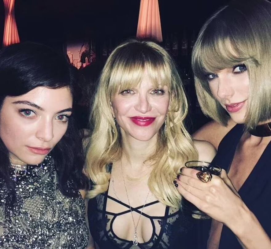 Κόρτνεϊ Λοβ: Αποκάλεσε την Τέιλορ Σουίφτ «ασήμαντη» - Εκνευρισμένοι οι φαν της τραγουδίστριας