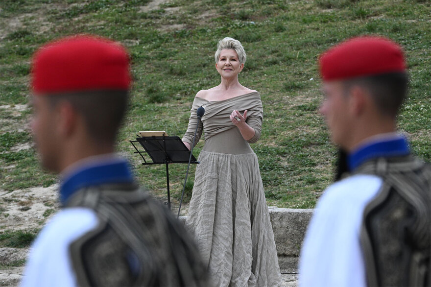 Ξεκίνησε το ταξίδι της Ολυμπιακής Φλόγας μετά την τελετή Αφής, δείτε βίντεο