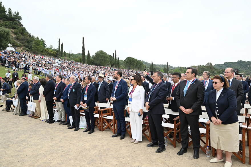 Ξεκίνησε το ταξίδι της Ολυμπιακής Φλόγας μετά την τελετή Αφής, δείτε βίντεο