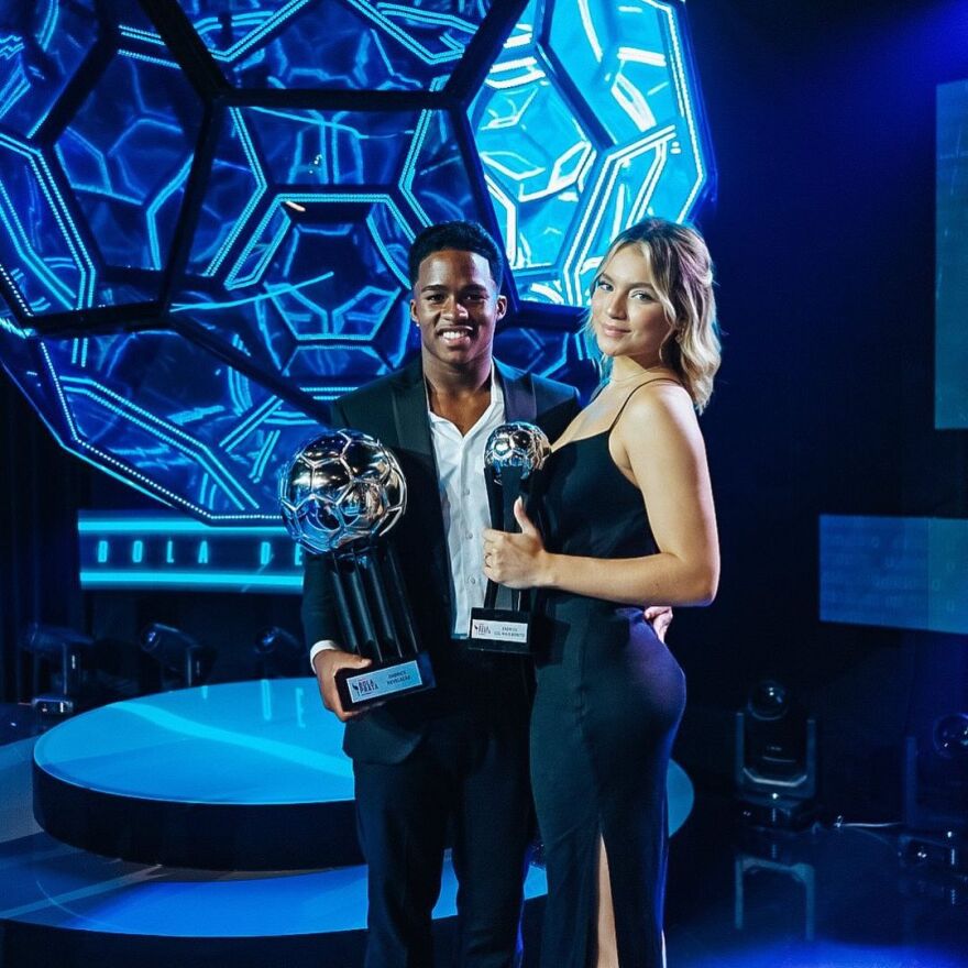 Έντρικ: Το νέο αστέρι της Ρεάλ Μαδρίτης υπέγραψε συμβόλαιο «σχέσης» με την σύντροφό του - Πρόστιμα και υποχρεωτικά «σ'αγαπώ»