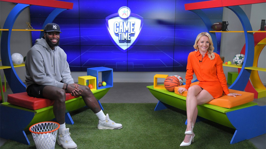 Ο Ματίας Λεσόρ σε ρόλο οργανωτή κερκίδας στο ΟΠΑΠ Game Time