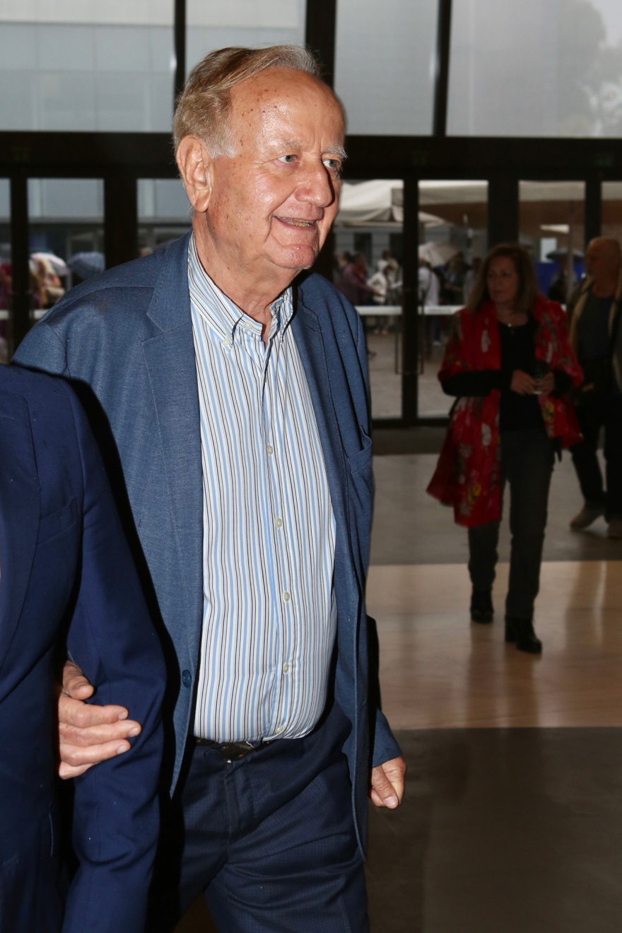 ΣΥΡΙΖΑ: «Αλέξη έλα πάνω» είπε ο Κασσελάκης και ανέβασε τον Τσίπρα στη σκηνή - Παρουσιάστηκε το ευρωψηφοδέλτιο