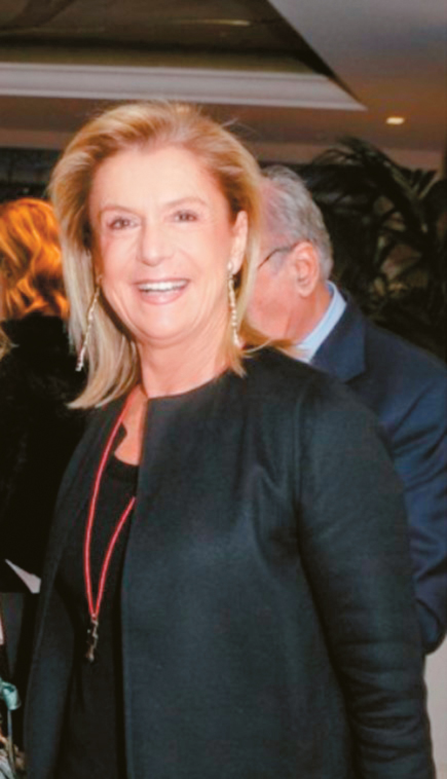 Βίλα με πισίνα για rich and famous η ιστορική έδρα της Νέας Δημοκρατίας στη Ρηγίλλης