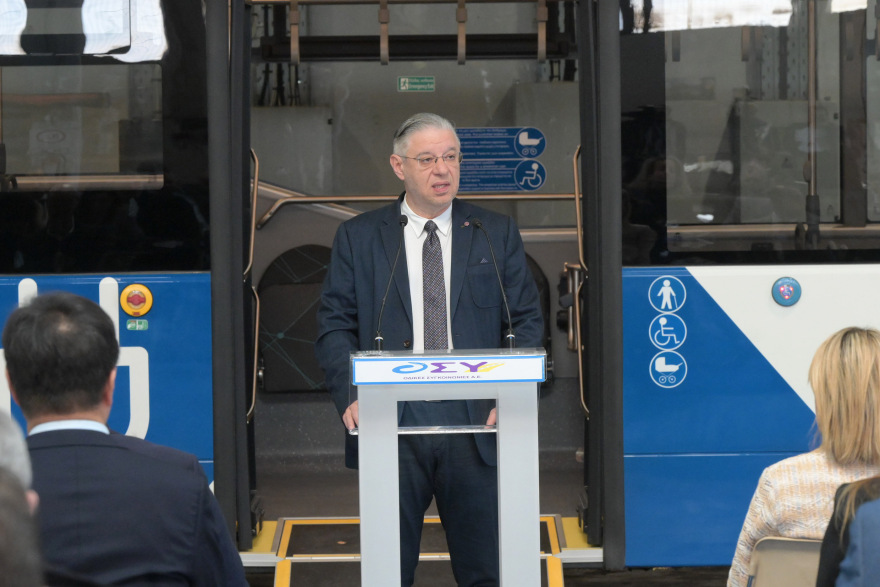 Τα «πράσινα» λεωφορεία δοκιμάζονται σε Αθήνα και Θεσσαλονίκη