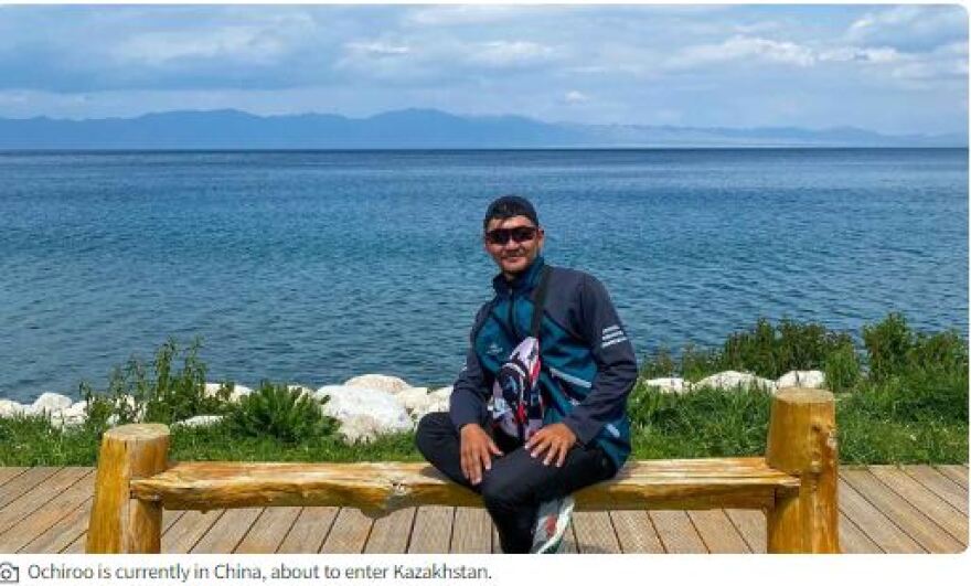 Απίθανος Μογγόλος οπαδός της Γιουνάιτεντ έκανε 13.000 χιλιόμετρα με ποδήλατο και έζησε την επική πρόκριση στον τελικό!