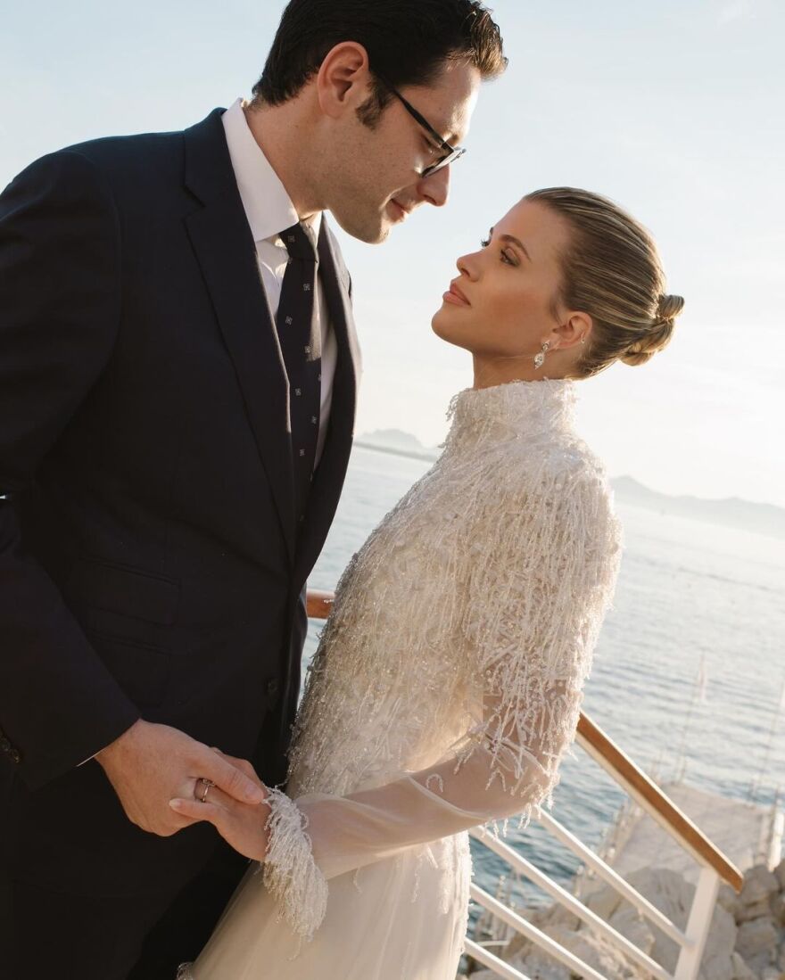 Σοφία Ρίτσι: Η ανάρτηση για την πρώτη επέτειο γάμου με τον Έλιοτ Γκρέιντζ