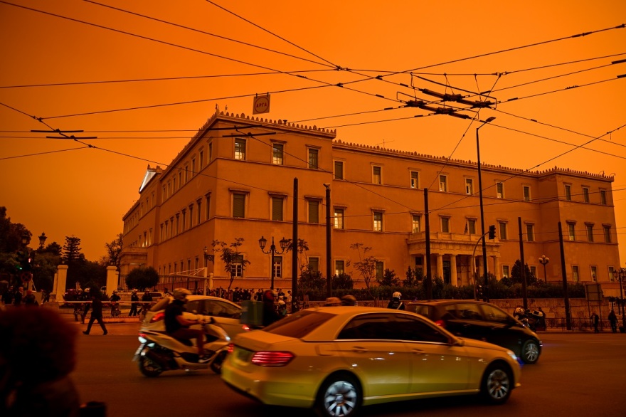 Minerva Red: H επέλαση της αφρικανικής σκόνης όπως αποτυπώθηκε από τον δορυφόρο 