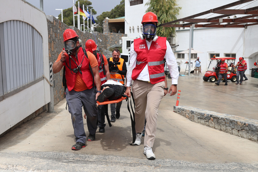 «Μίνωας 2024»: Καρέ- καρέ η άσκηση για μεγάλο σεισμό στην Κρήτη