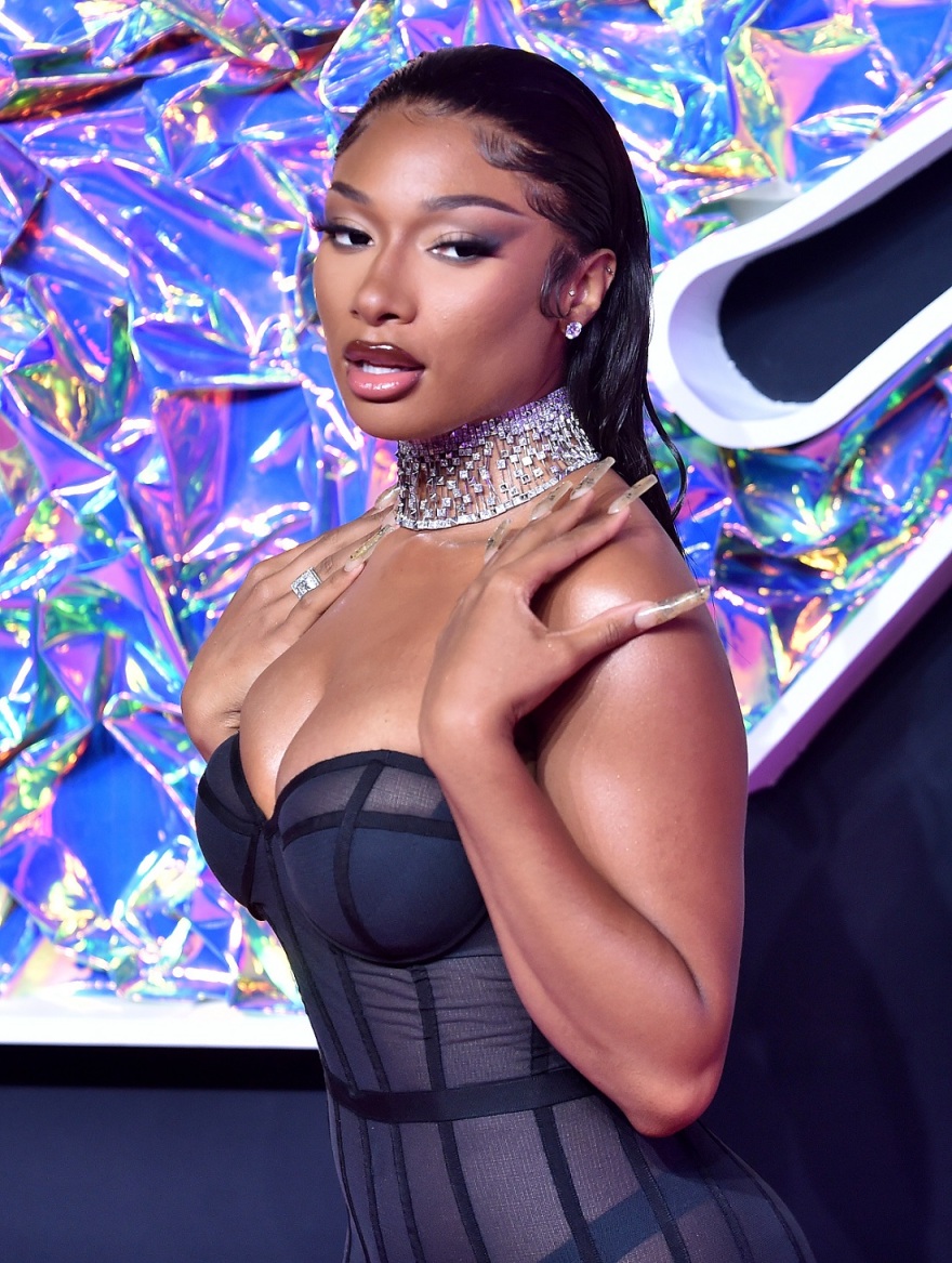 Megan Thee Stallion: Υπάλληλος μήνυσε τη ράπερ επειδή έκανε σεξ με γυναίκα μπροστά του 