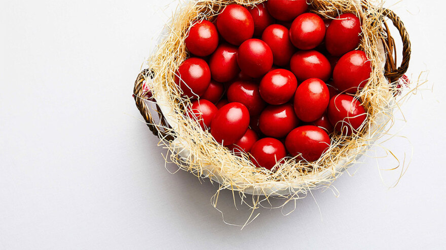 Φέτος το Πάσχα γιορτάζουμε στο Estiatorio Milos Athens