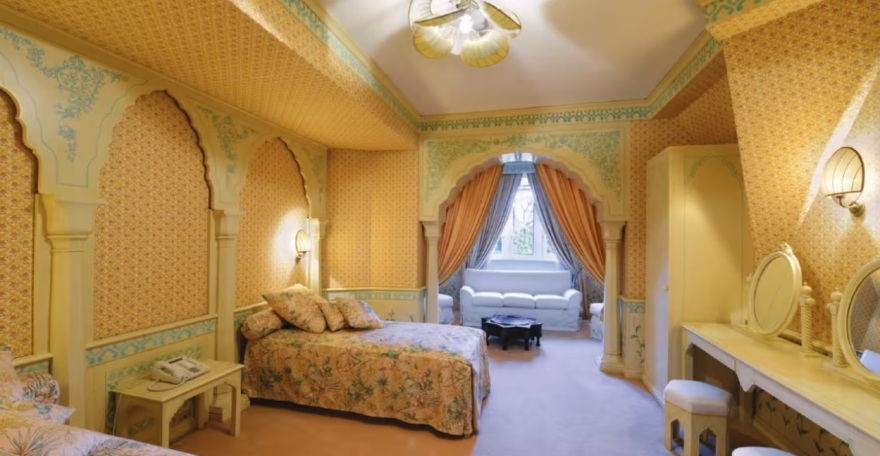 Γαλλία: Πωλητήριο $452 εκ. σε εντυπωσιακό ανάκτορο του 19ου αιώνα στα περίχωρα των Παρισίων 