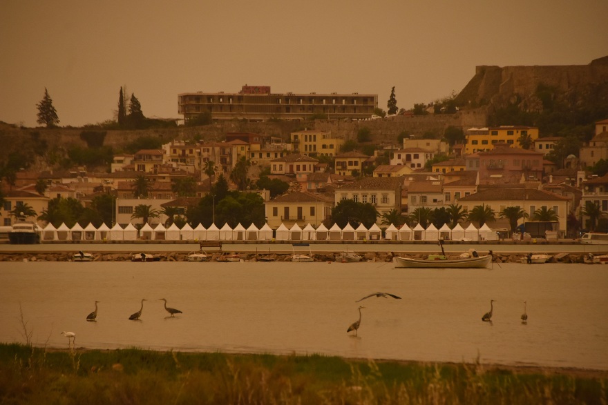 Γιατί το Minerva Red έκανε πορτοκαλί τον ουρανό της χώρας - «Πάρτι» στο Twitter 