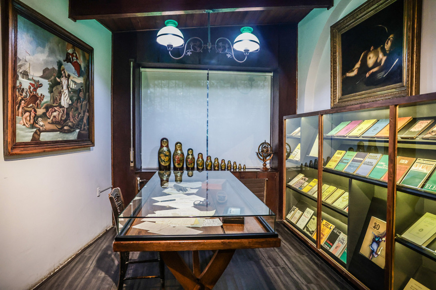 Επίσκεψη της Κατερίνας Σακελλαροπούλου στο Μουσείο La Chascona στη Χιλή