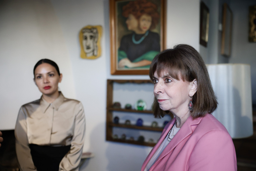 Επίσκεψη της Κατερίνας Σακελλαροπούλου στο Μουσείο La Chascona στη Χιλή