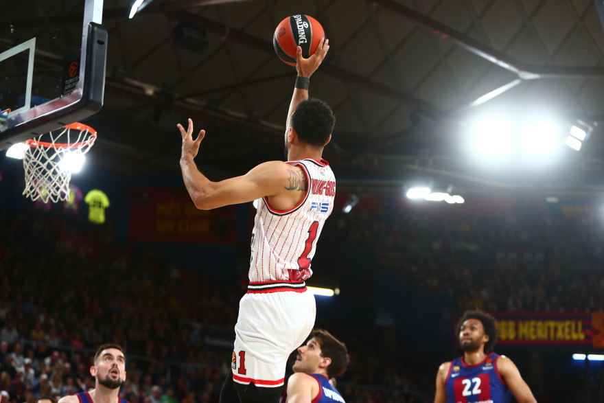 Άλωσε την Βαρκελώνη ο Ολυμπιακός, 77-75 την Μπαρτσελόνα και 1-0 στα playoffs - Βίντεο 