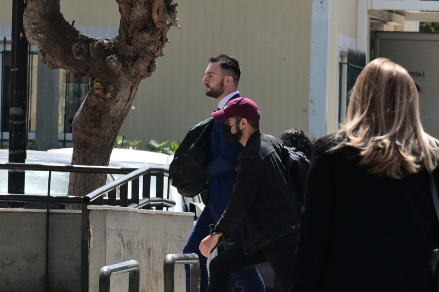 Κωνσταντίνος Φλώρος: Στην ανακρίτρια για τη γροθιά στον βουλευτή της Ελληνικής Λύσης