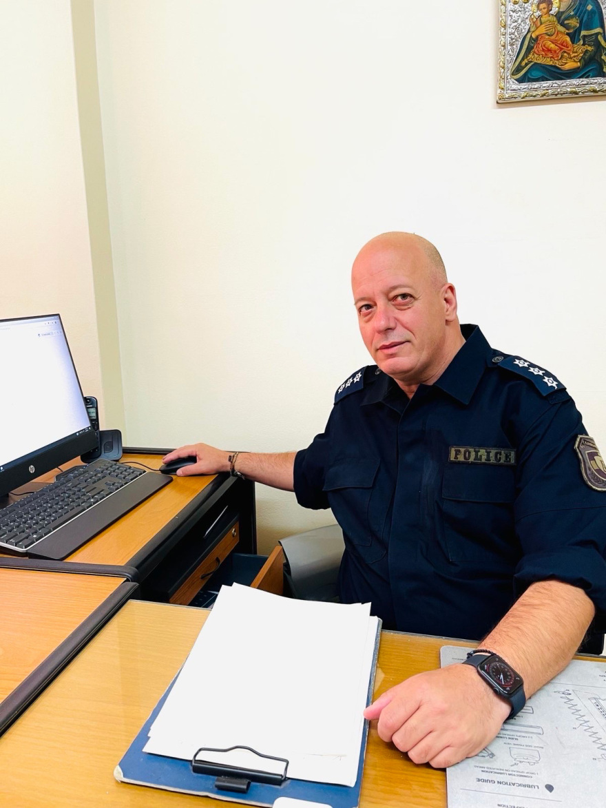 Δώρα σε παιδιά θύματα ενδοοικογενειακής βίας από το ΑΤ Νίκαιας