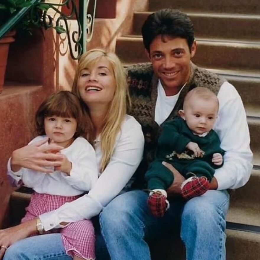 Η πρώην σύζυγος του πραγματικού «Λύκου της Wall Street» αποκαλύπτει: Η αληθινή ιστορία ήταν ακόμη πιο υπερβολική