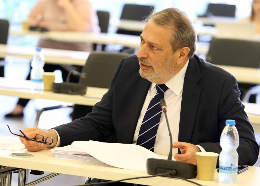 Κύπρος: Ο Γενικός Εισαγγελέας ζήτησε την απόλυση του Γενικού Ελεγκτή για ανάρμοστη συμπεριφορά