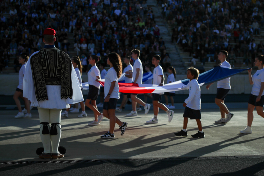 Ολυμπιακή Φλόγα: Στον δρόμο για το Παρίσι - Δείτε βίντεο από την τελετή παράδοσης στο Καλλιμάρμαρο