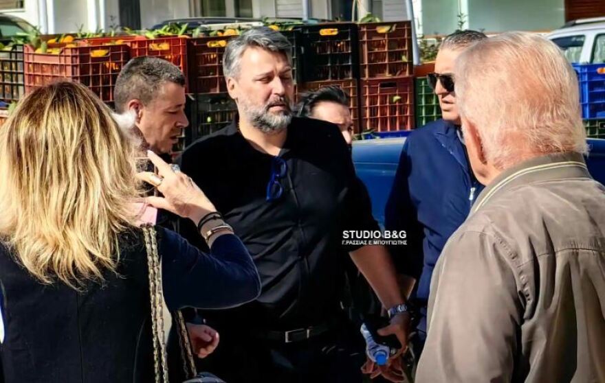 Καλλιάνος: Σε κλίμα συγκίνησης το τελευταίο «αντίο» στον πατέρα του