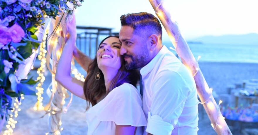 Λευτέρης Σουλτάτος: Η ανάρτηση για τα πέντε χρόνια γάμου με τη Βάσω Λασκαράκη - Ανυπομονώ να γεράσουμε μαζί, γράφει