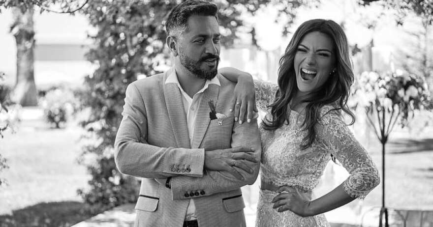 Λευτέρης Σουλτάτος: Η ανάρτηση για τα πέντε χρόνια γάμου με τη Βάσω Λασκαράκη - Ανυπομονώ να γεράσουμε μαζί, γράφει