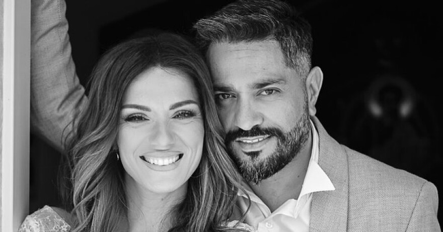 Λευτέρης Σουλτάτος: Η ανάρτηση για τα πέντε χρόνια γάμου με τη Βάσω Λασκαράκη - Ανυπομονώ να γεράσουμε μαζί, γράφει