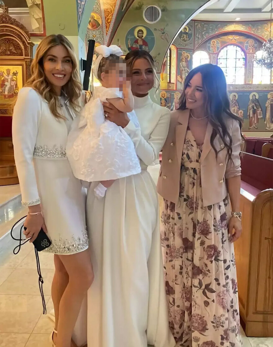 Μαρία Μενούνος: Βάφτισε την κόρη της