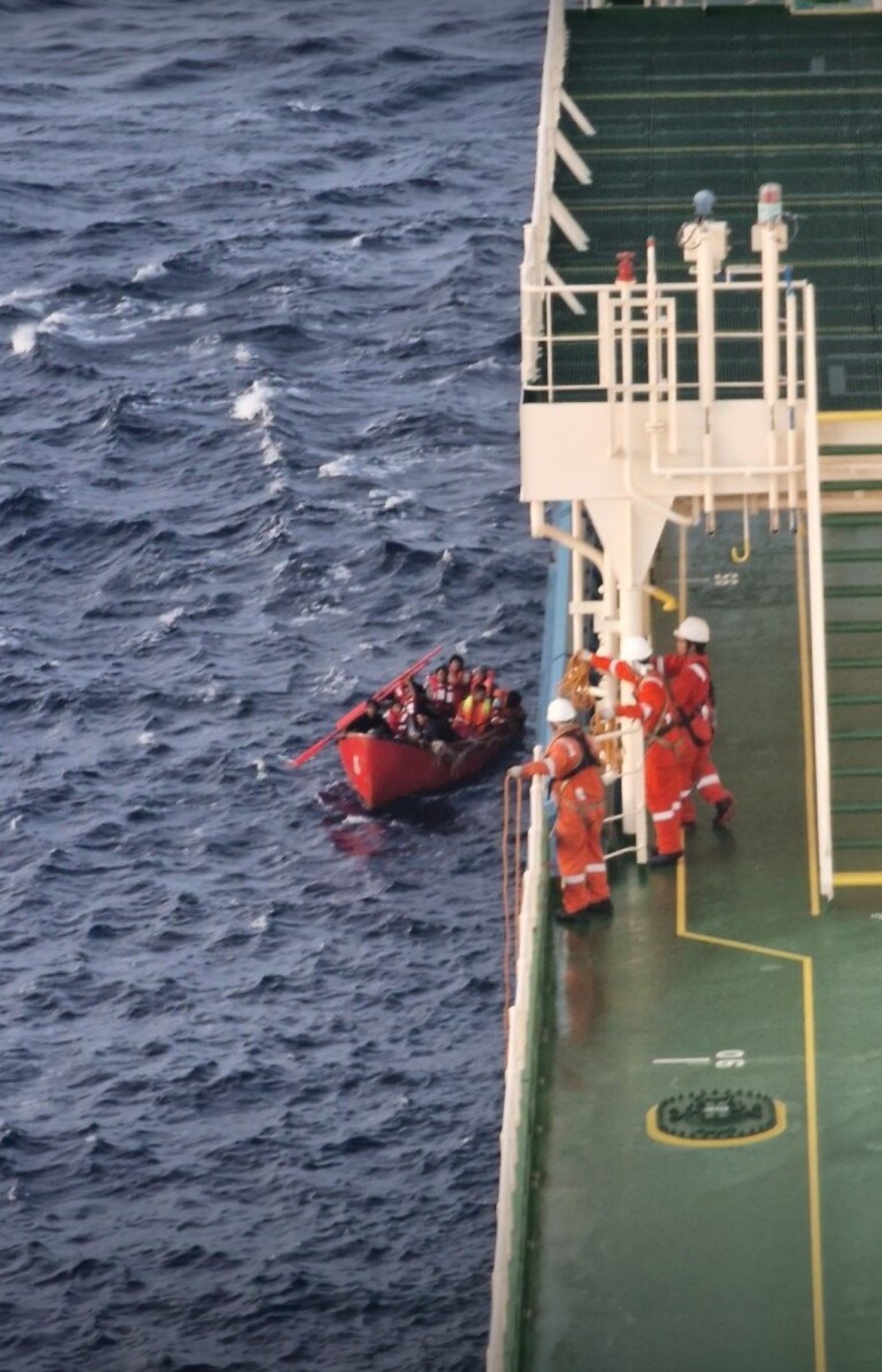 Διάσωση 10 ναυαγών από το «Maran Gas Psara» του Ομίλου Αγγελικούση