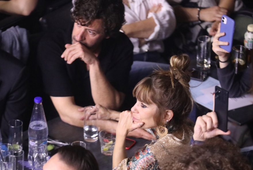 Η Μυρτώ Αλικάκη διασκέδασε με τον σύντροφό της σε νυχτερινό κέντρο - Δείτε φωτογραφίες