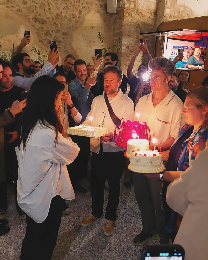 Τόνια Σωτηροπούλου: Γιόρτασε τα 37α γενέθλιά της με τέσσερις τούρτες