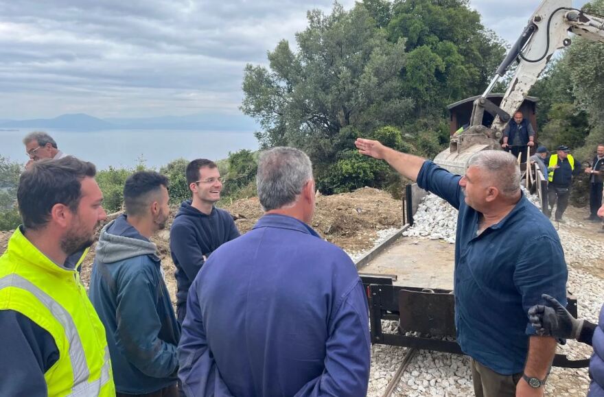 «Ξανασφυρίζει» το τρένο του Πηλίου τη Μεγάλη Παρασκευή